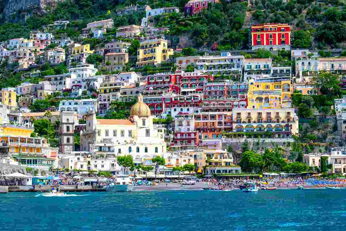 Giulia De Lellis vacanze a Positano